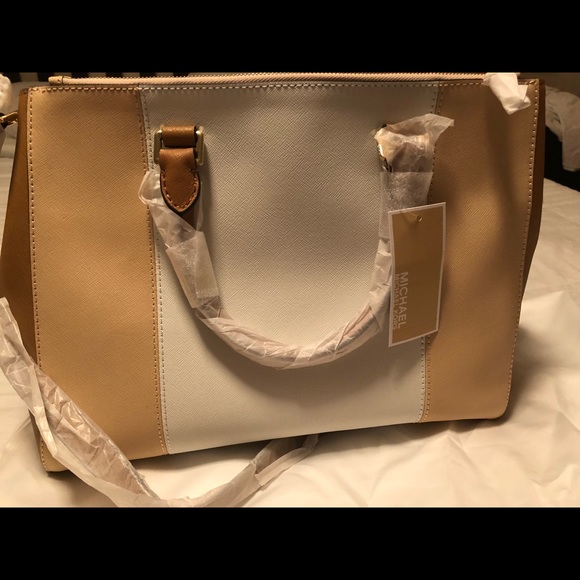 Michael Kors satchel purse - Picture 4 of 5